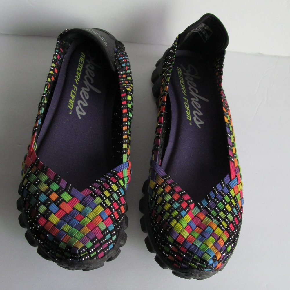 Skechers Memory Foam Slip Ons Size 9